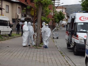 Malatya’da anne oğul 2 saat arayla koronadan öldü
