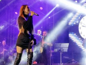 Bandırma’da Derya Uluğ coşkusu