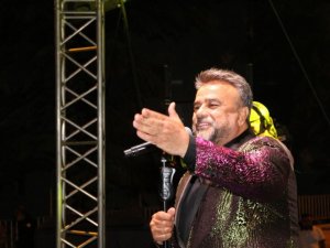 Sungurlu’da Bülent Serttaş rüzgarı