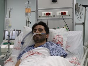 Aşı olmayı erteledi, korona virüs sebebi ile ölümden dönünce böyle seslendi