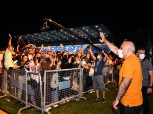 Trabzon Genç Fest’te Ekin Uzunlar rüzgarı