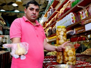 Sosyal medya ile hatırlanan lezzet: Sarımsak turşusu