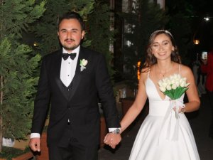 Sakarıya ve Benlice ailelerinin mutlu günü