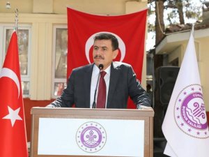 Burdur Valisi Arslantaş: "Bu ülkenin tapusunu şehit ve gazilerimiz mühürlemiştir"