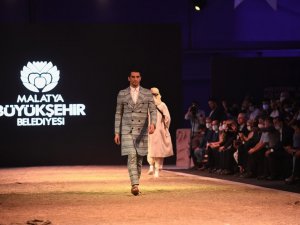 Tarihin Işığında Arslantepe Defilesi ilgi gördü