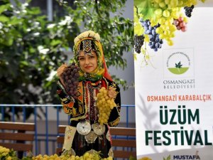 Bursa’da en güzel üzümler yarıştı