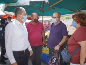 Başkan Ergin pazaryerinde vatandaşların sorunlarını dinledi