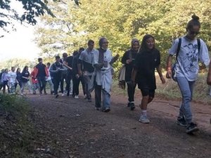 Sağlıklı yaşam için doğada yürüdüler