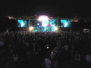 Ceza’dan unutulmaz performans