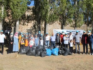 Sağlık çalışanlarından duyarlı davranış