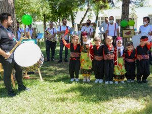 Diyarbakırlı miniklerden ‘Karpuz Festivali’