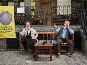 Diyarbakır’da Dengbejevi yeni sezonu açıyor