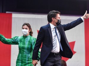 Kanada’da seçim zaferi Başbakan Trudeau’nun