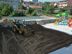 Battal Gazi Sokak parkı şekilleniyor