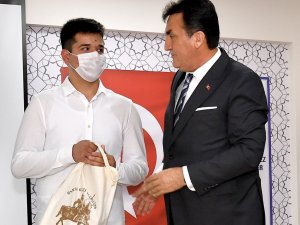 Üniversiteye kütüphanede hazırlandı, Türkiye 910’uncusu oldu