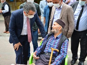 Başkan Yılmaz, Yıldırım’ı sokak sokak geziyor