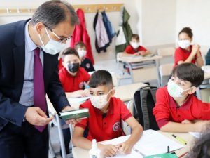 Vali Ayaz: "Uzun bir aradan sonra il genelinde 100 vakayı geçtik"