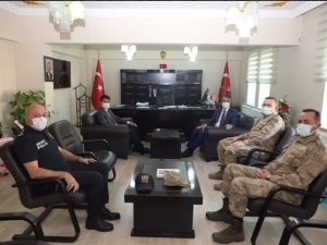 Vali Çağatay’dan Kaymakam Cankaloğlu’na ziyaret