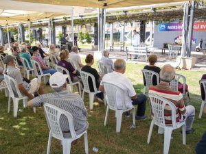 Büyükşehir Belediyesi, yaşlıları Alzheimer konusunda bilgilendirdi