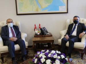 Ustaoğlu’ndan Vali ile Müftüye ziyaret