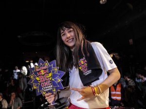 The Flying Steps’in dans serüveni Red Bull TV’de