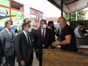 Vali Atay, esnafları ziyaret etti