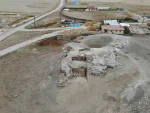 Erzurum’un tarihine ışık tutan 6 bin yıllık höyükte kalıntılara rastlandı