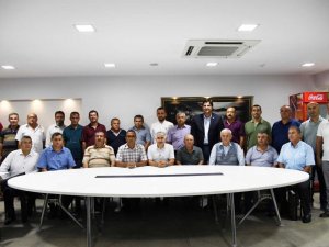 Başkan Karaca’dan emekli olan personele veda yemeği