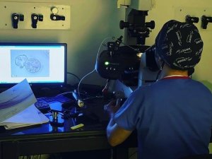 Uzmanlardan hem kariyer hem de çocuk yapmak isteyen kadınlara uyarı