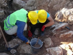 2 bin 600 yıllık tarihi tapınak gün yüzüne çıkıyor