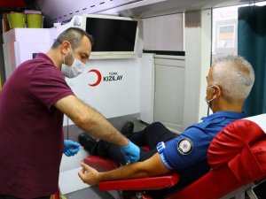 Tekirdağ’da polis teşkilatı kan bağışı yaptı