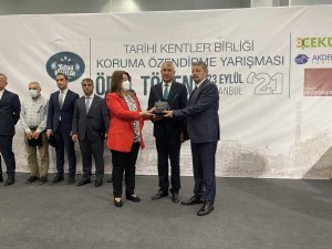 Tarihi Kentler Birliği’nden Pamukkale Belediyesi’ne ödül