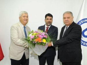 ADÜ İletişim Fakültesi’nde devir teslim töreni gerçekleşti