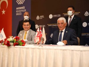 Kıbrıs Belediyeleri ile ‘işbirliği-kardeşlik protokolü’ imzalandı