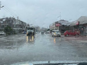 Düzce’de sağanak yağış etkili oluyor