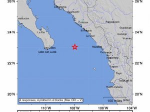 Meksika açıklarında 5.6 büyüklüğünde deprem