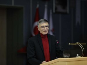 Prof. Dr. Sancar: "100 sene sonra benim buluşlarımı sizin gibi Türk çocukları okuyacaklar ve ‘Bunu bir Türk yaptı’ diyecekler"
