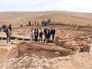 Bakan Ersoy, Karahantepe’yi tanıttı