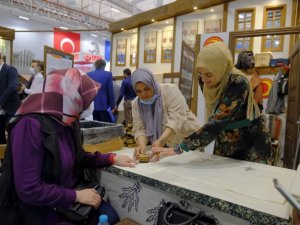 YAPEX Fuarında taş baskıya yoğun ilgi