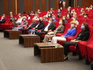 Denizlili yazar okurlarıyla buluştu