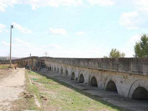 Tam 6 asırdır ayakta olan Uzunköprü restore ediliyor