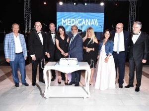 İzmir Medicana 1 yaşında