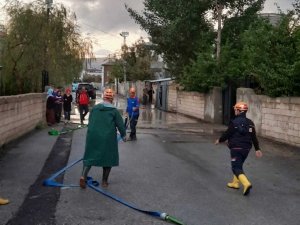 Van’da su baskınında 31 ev ve 1 iş yeri zarar gördü