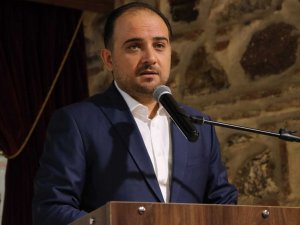 AK Parti’li Baybatur: “Manisa’da yurt sorunu yok, sosyal belediyecilik var”