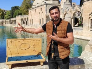 Balıklıgöl hikayesinin nakşedildiği tespih yüz bin liraya satışta