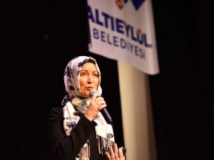 Altıeylül’de yazar Tongar’dan konferans