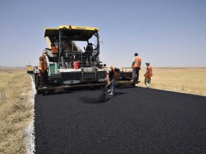 Selçuklu’da dış mahallelerde sıcak asfalt seferberliği