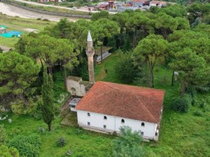 600 yıllık tarihi camiye restorasyon