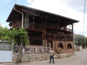 Baba ocağına dönen gurbetçi, ata yadigarıyla köyüne müze kurdu