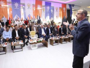 İzmir AK Parti’den 30 ilçede eş zamanlı danışma meclisi toplantıları